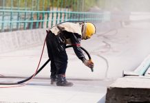 How To Safely Operate Air Compressors During Sandblasting