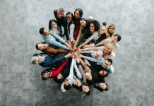 Cross-Cultural Marketing: How Brands Can Connect with Global Audiences in 2025 Cross-Cultural Marketing